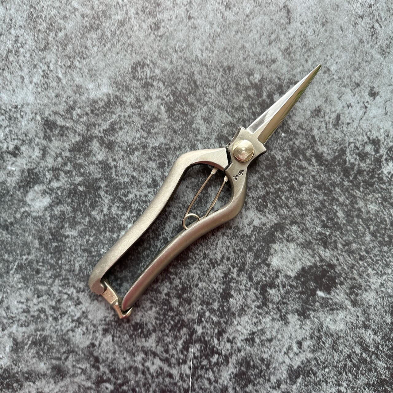 Japan traditional stainless secateur 190mm T-517 - Kamimoto