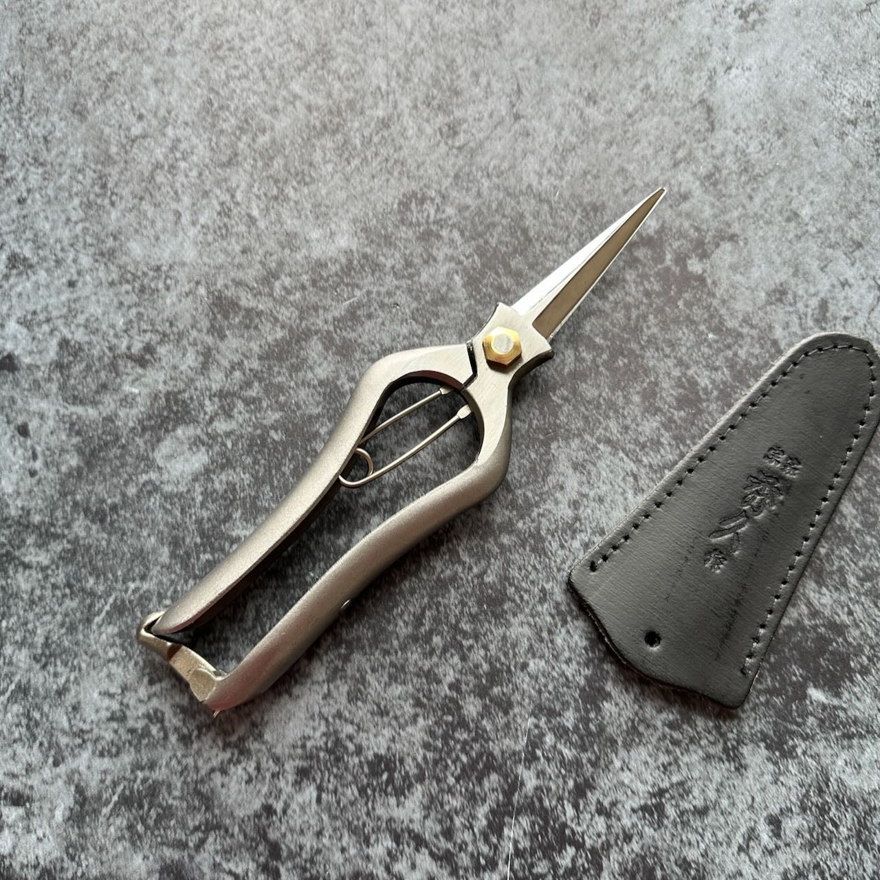 Japan traditional stainless secateur 190mm T-517 - Kamimoto