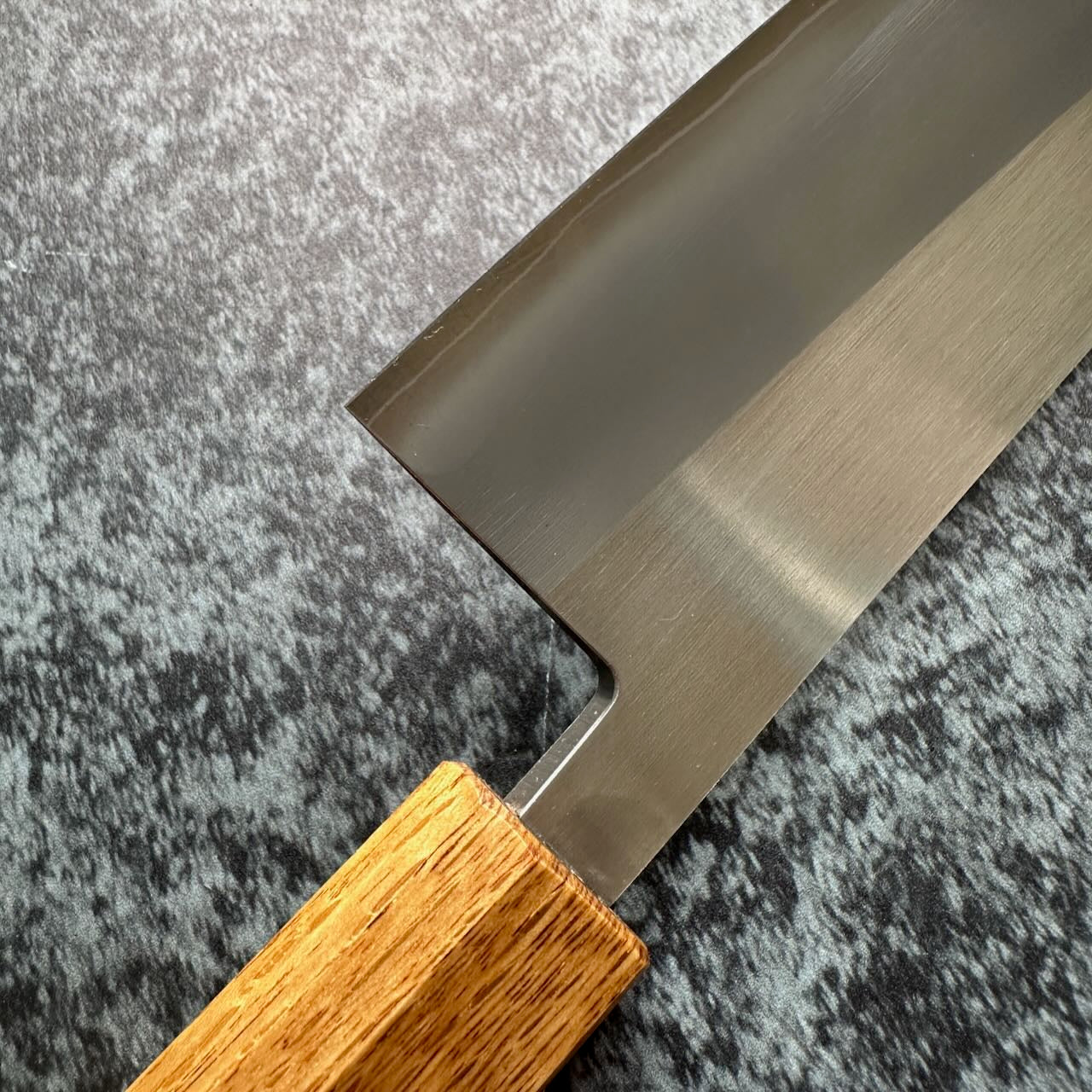 TF SLD Stainless Migaki Santoku 165mm Octagonal White Oak Handle - Kamimoto