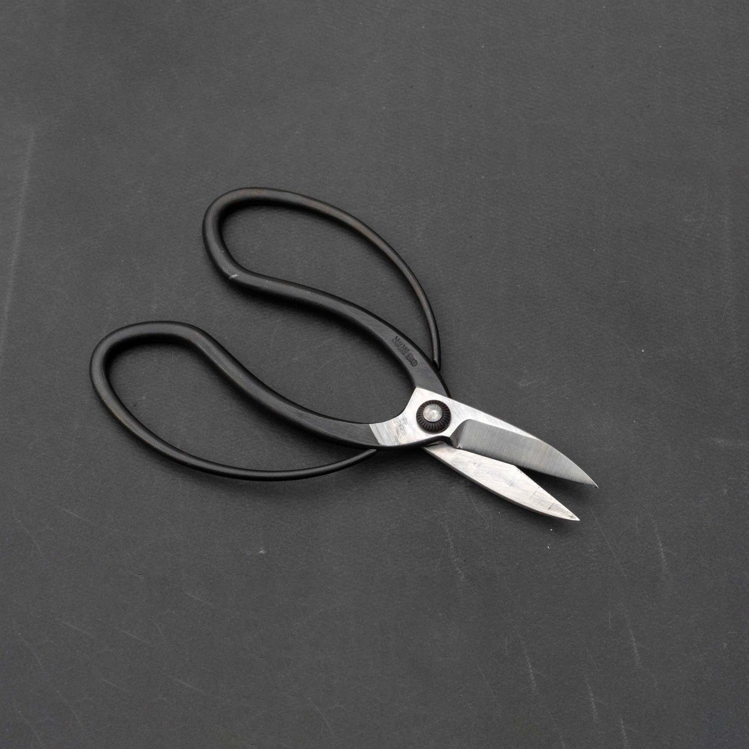 Morihei Kikuyu Kurouchi Okubo Pruning Shears 180mm - Kamimoto
