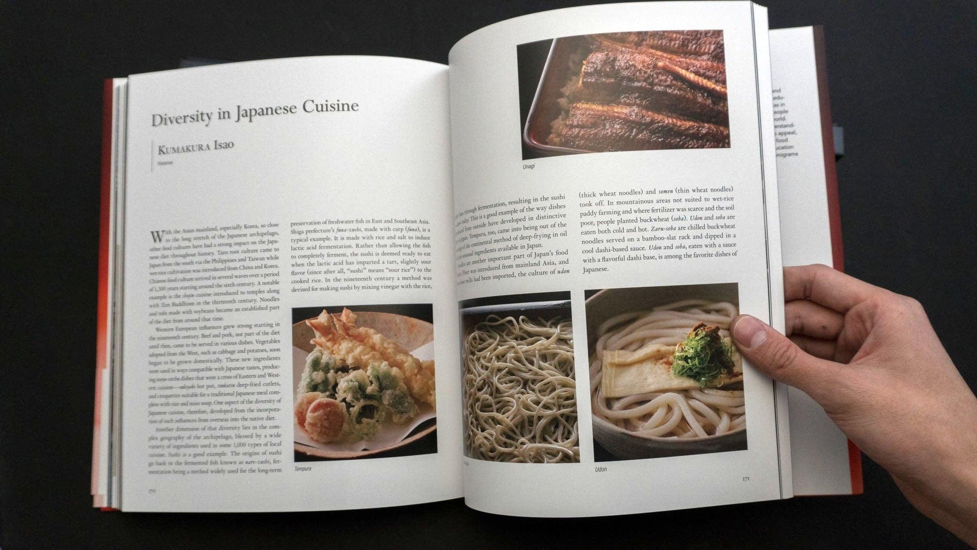 The Japanese Culinary Academy INTRODUCTION TO JAPANESE CUISINE: Nature, History and Culture (English) - Kamimoto